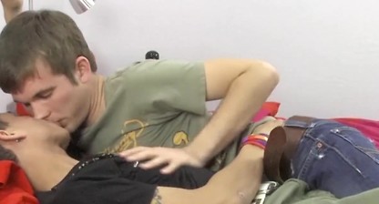 Twink lovers Angel Kelly and Gabe Crawford anal fuck and cum