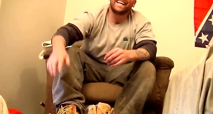 Buff inked amateur Duncan Dixxx blown by black mature homo