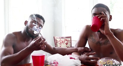 Montanaa & Smurf Cream Buss Multiple Nutts