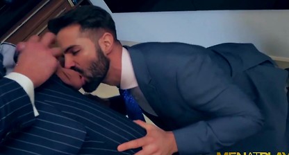 MENATPLAY Bearded Hunk Dani Robles Anal Bred By Damon Heart
