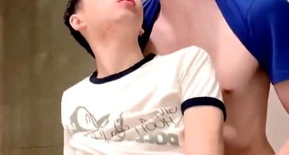 Liam Douglass (liamdouglass22) fucks Eric Vee (ericnvee)